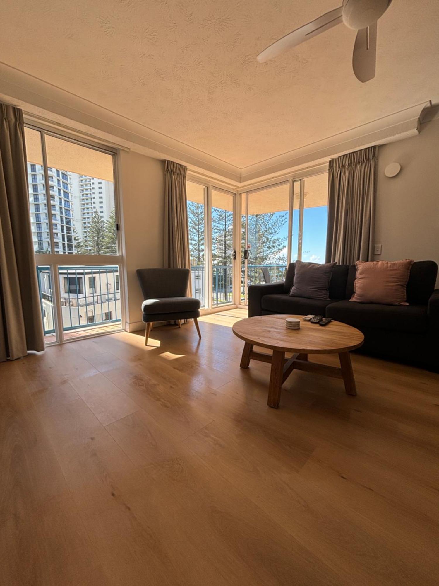 San Mateo On Broadbeach Gold Coast Exterior photo